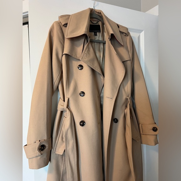 Banana Republic Timeless Trench Coat - Champagne Toast (2021) - Picture 2 of 12